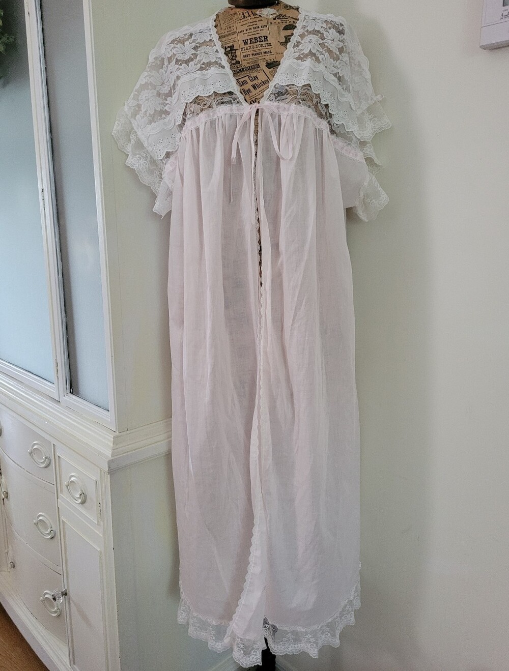 Vintage Lace-Trim Long Women's Robe - White Light Pink White Lace
